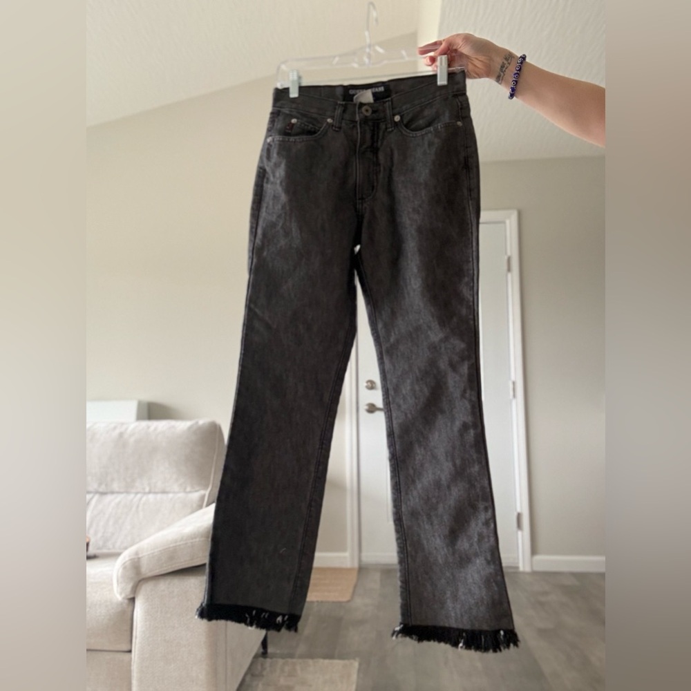 Vintage Guess Jeans, Y2K. Black w/ Sheen - Size 28